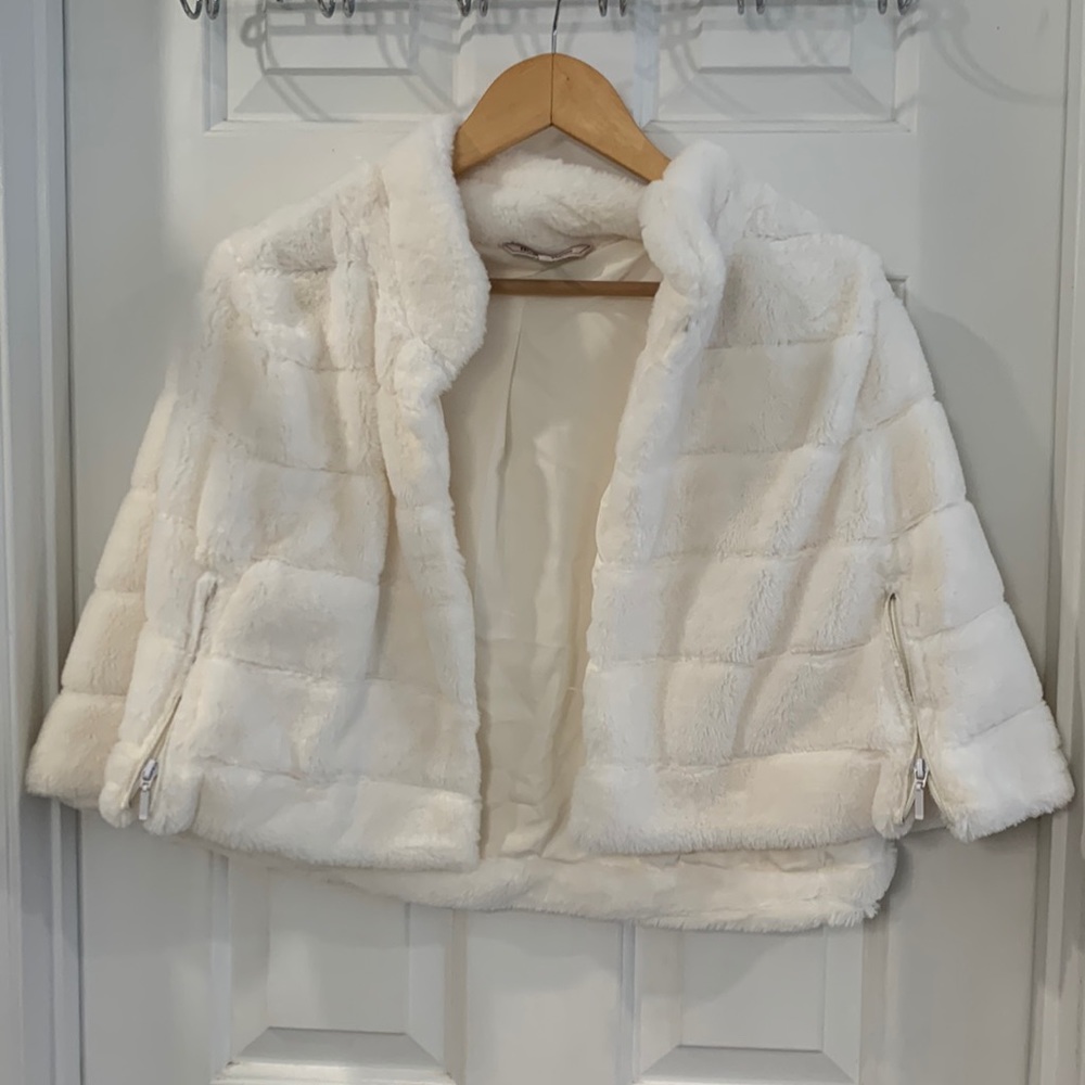 BCBGeneration white faux fur shawl